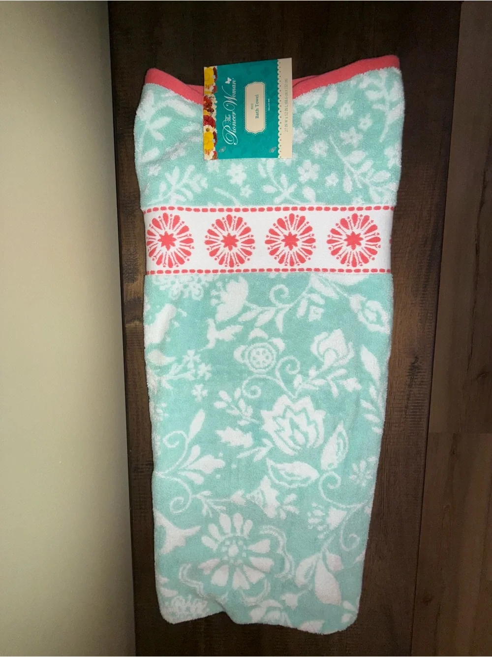 The Pioneer Woman Aqua & Coral Floral Bath Towel Set